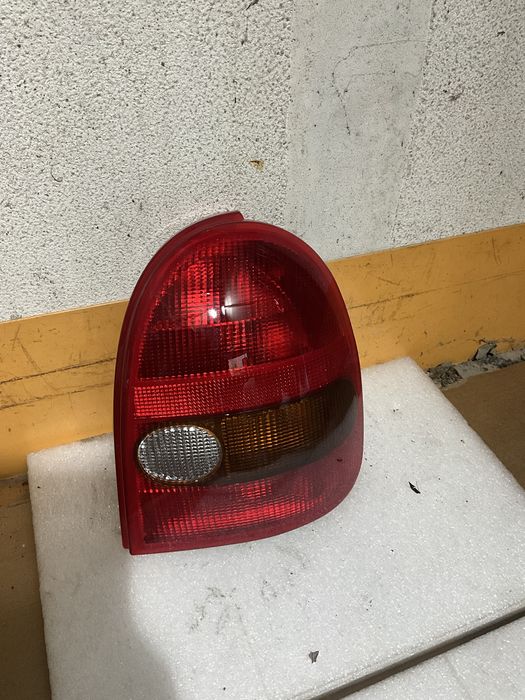 Farolim opel corsa B