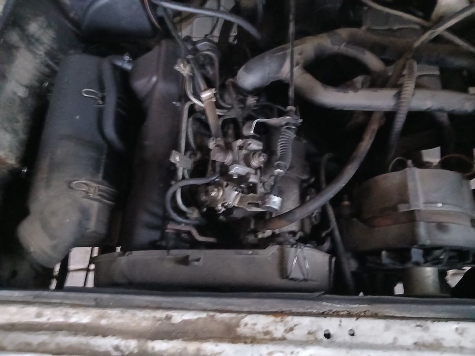 Бус VOLKSWAGEN TRANSPORTER 1.6 дизель в хорошому стані