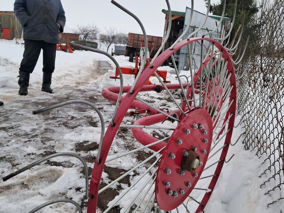 Продам граблі ворушилкі