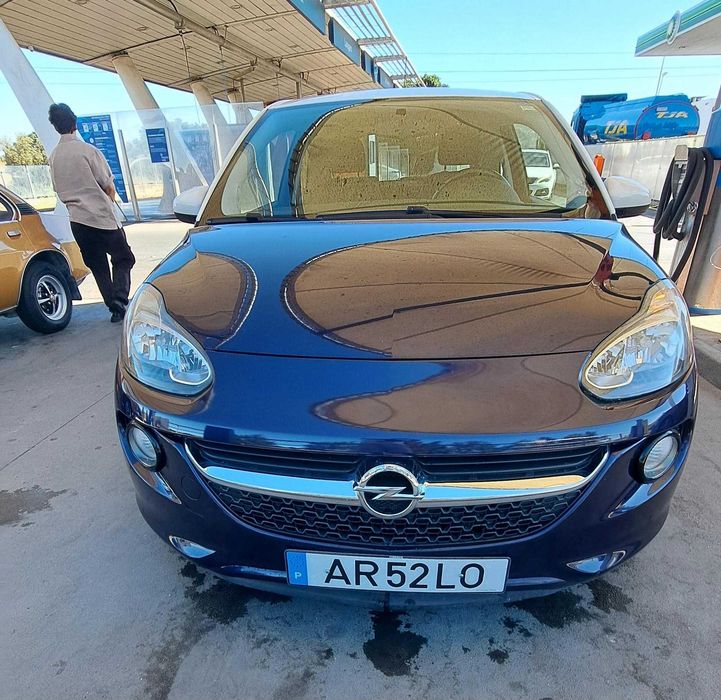 Excelente Opel Adams