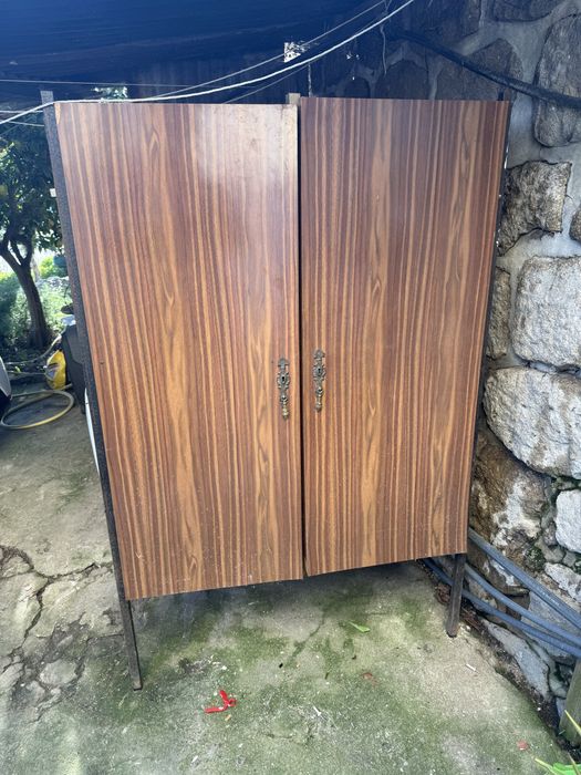 Vendo movel usado para desocupar