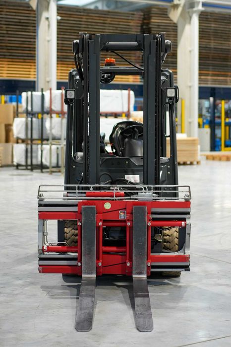 Linde elektryczny E30 2014 r + ładowarka