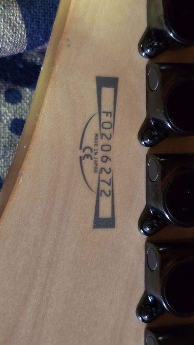 Ibanez RG420EX modelo GK roland invulgar