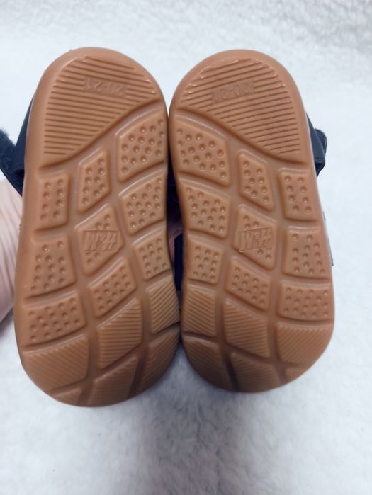H&M 20/21 розмір, устілка 13-13.5 см сандалі, босоніжки для хлопчика