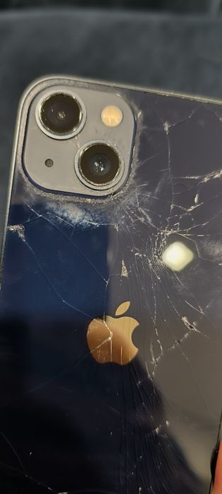 iPhone 13 ( 128 Gb)