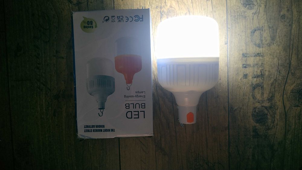 Аккумуляторная аварийная подвесная светодиодная лампа 300W LED лампа