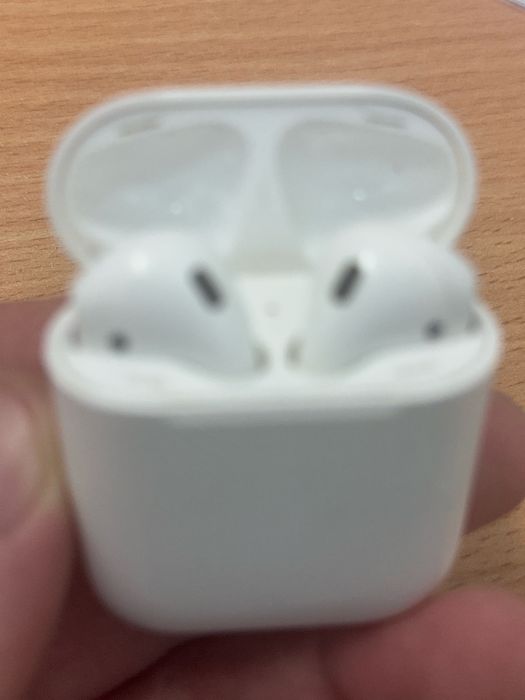 AirPods  А1523 1 серії