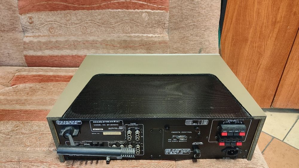 Marantz SR 8010 stereo