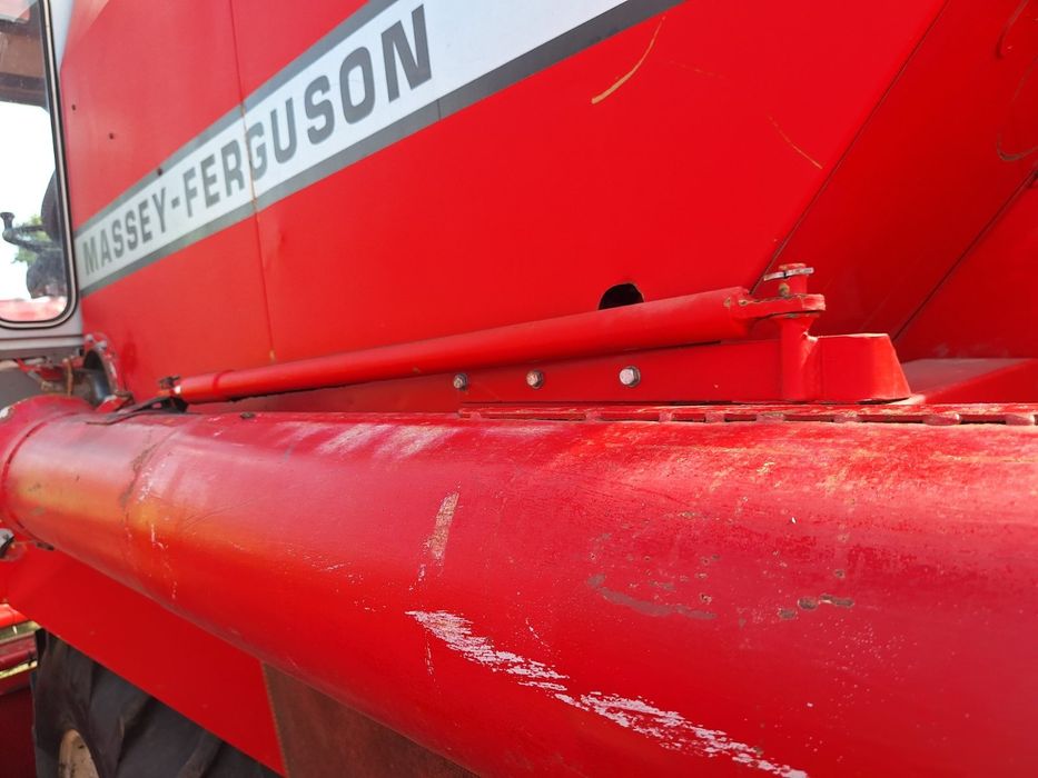 Комбайн Massey Ferguson 20