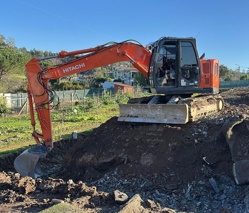 Serviço de giratoria e mini giratoria