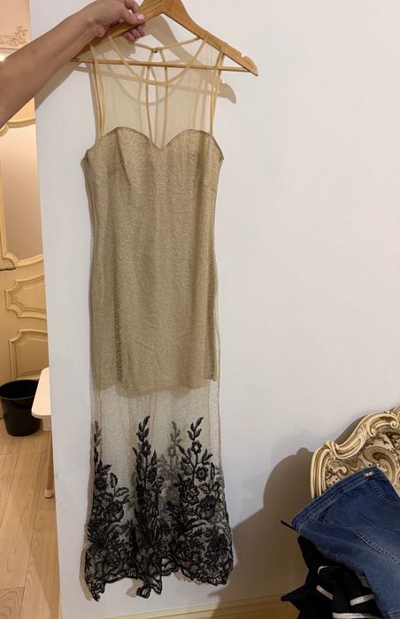 Вечірня сукня Wagon