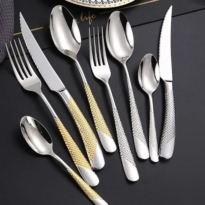 Столова посуда, набір столовий. Ложки виделки!