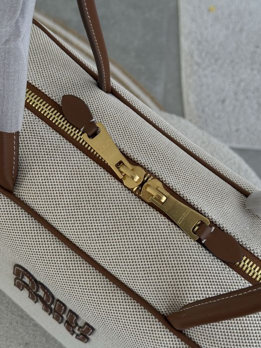 Сумка Miu Miu Canvas Top-Handle Bag