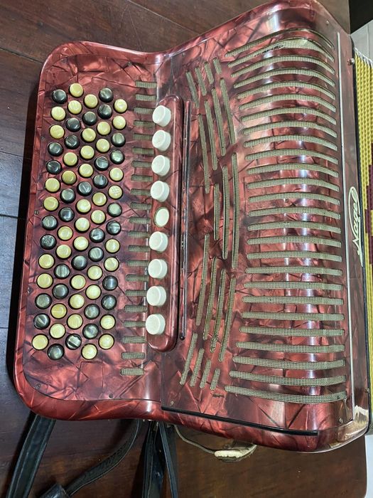 Honner Accordin III Button Accordion64297477937794121