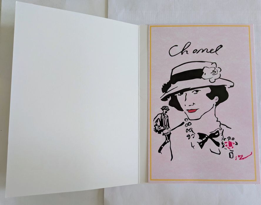 Coleção de 3 cartões da coleção Chanel, desenhado por Karl Lagerfeldl, com capa.