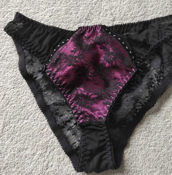 Koronkowe figi, nie używane, rozm.S