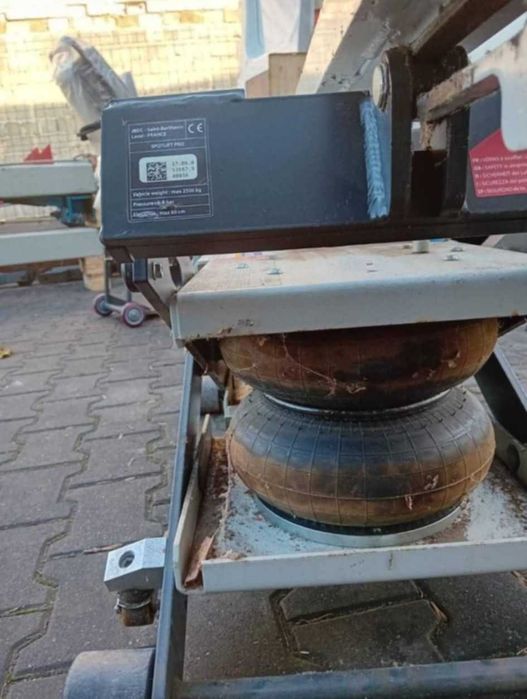 Podnośnik samochodowy mobilny Spot Lift Pro 2500kg