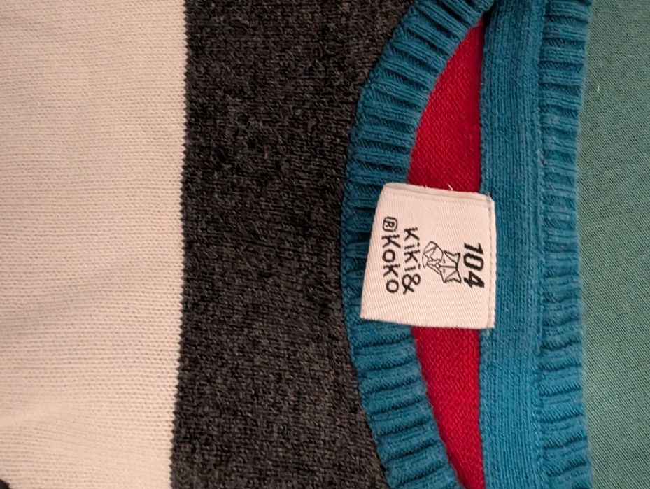Sweter dla chłopca rozm 104 stan bardzo dobry