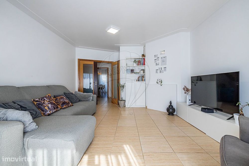 Apartamento T4 para venda