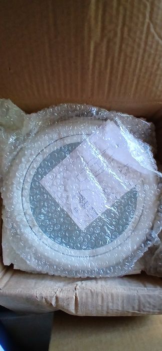 Candeeiro de teto novo