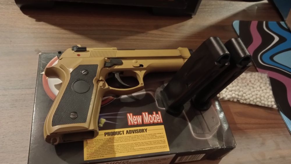 Airsoft Beretta M9 ABS 300fps