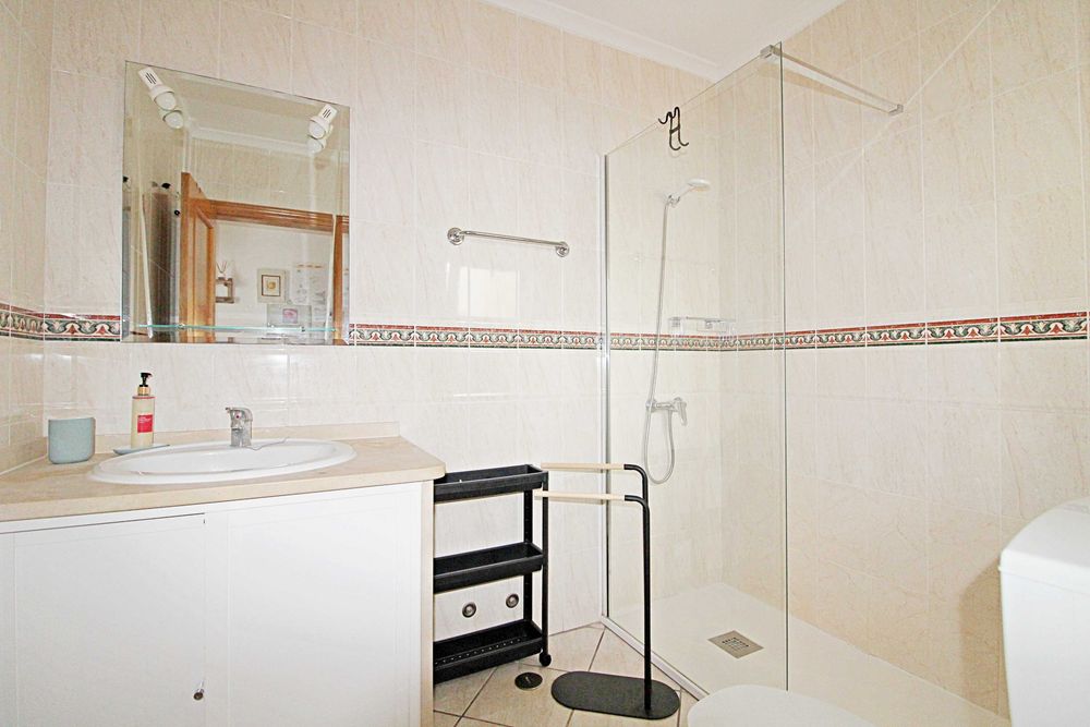 Excelente Apartamento T2 para férias a 150m da praia