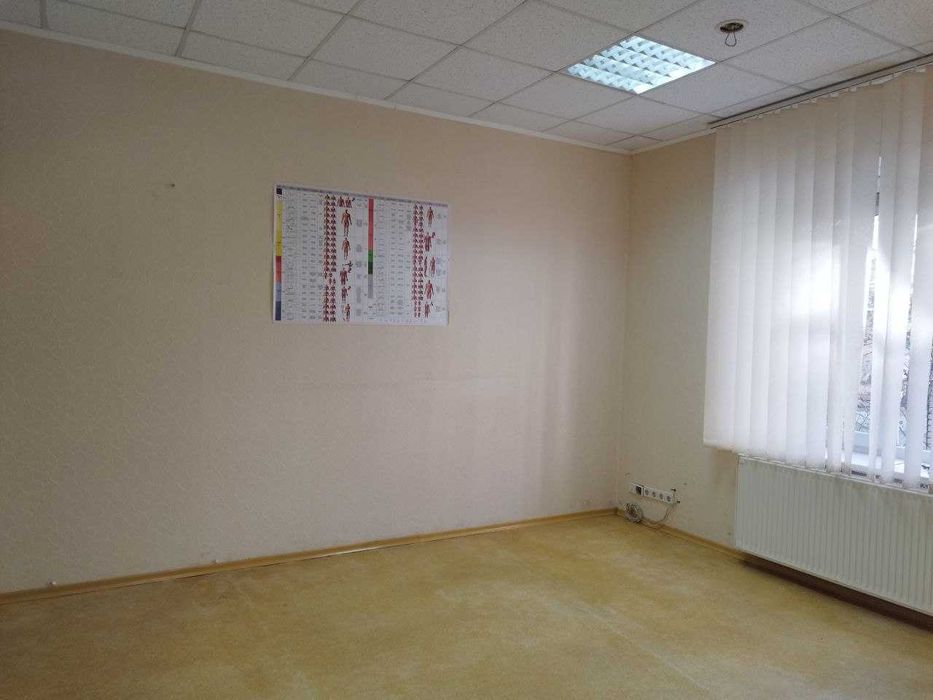 Центр продаж комерційного приміщення частина будинку Н