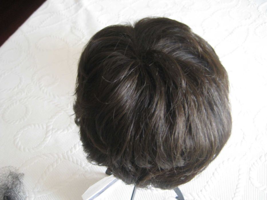 peruca senhora com complementos