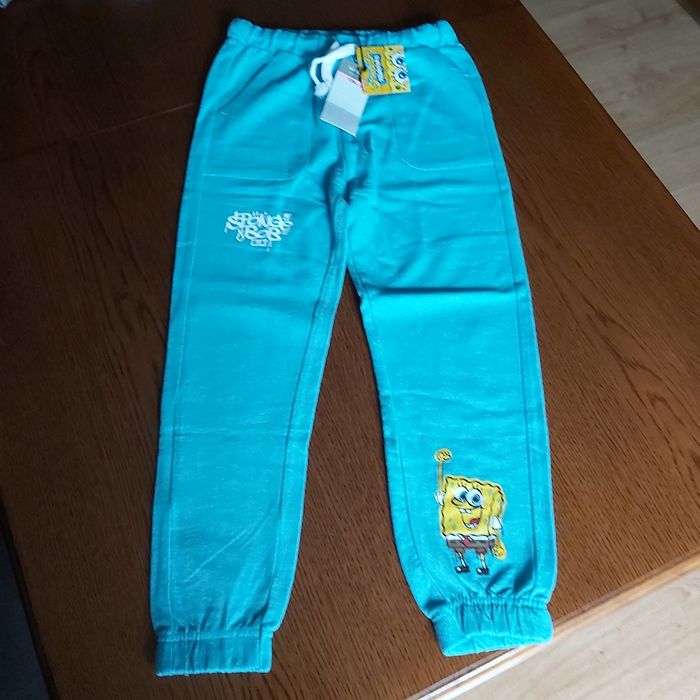 Spodnie rozmiar 122 i 128