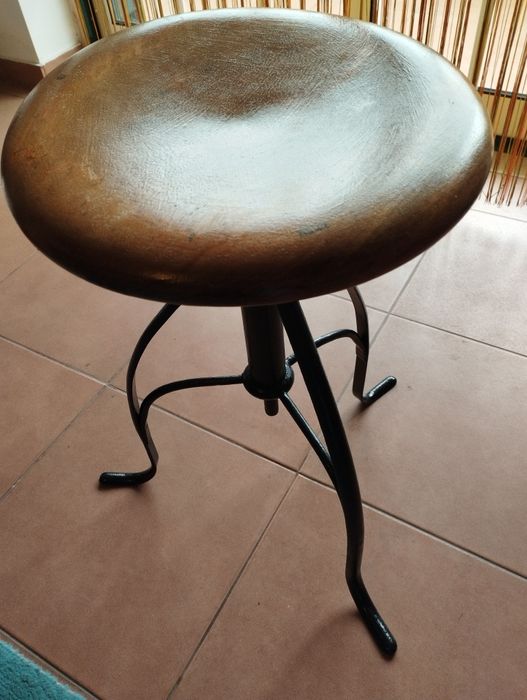 Banco giratório de hospital, dos anos 70