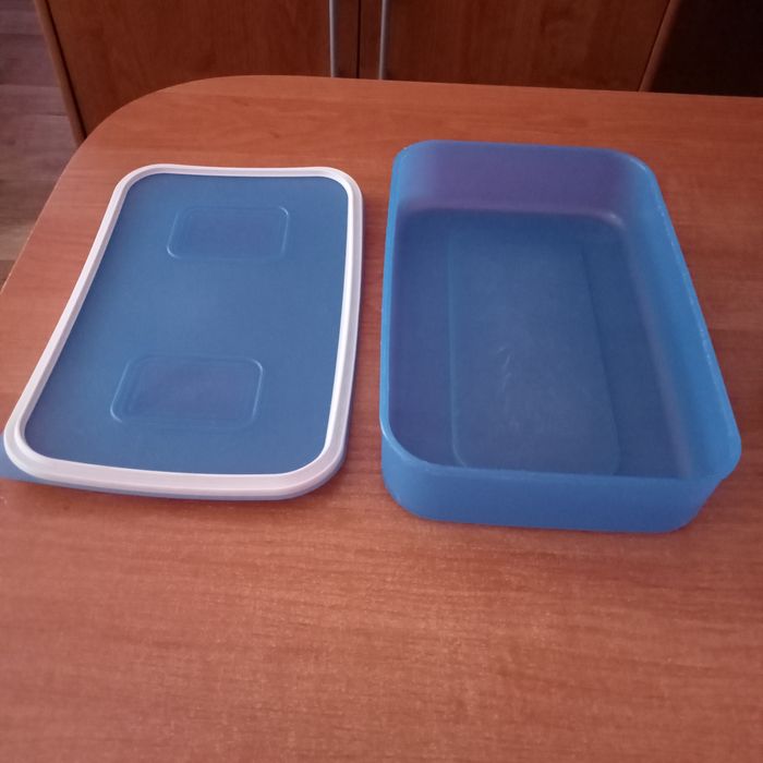 TUPERWARE pojemnik do mrożenia kolor granatowy