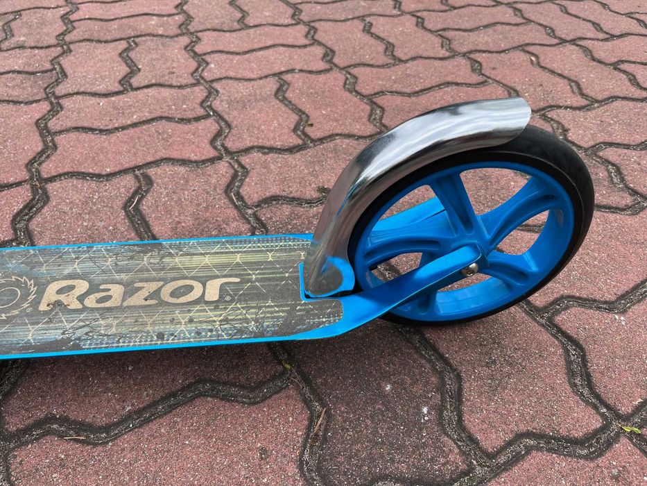 Hulajnoga Razor A5