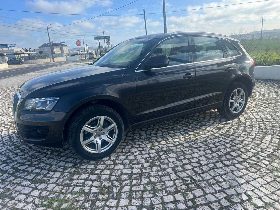 Audi Q5 Sportback QUATTRO 2.0 TDI Sport | Financiamento disponível
