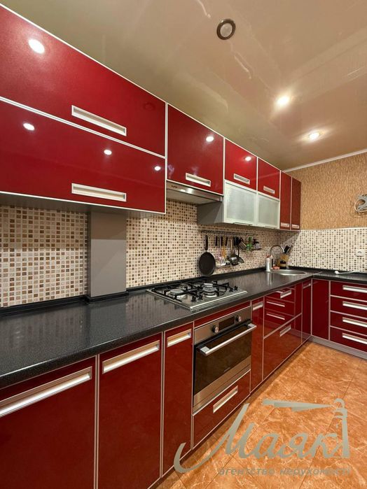 Продаж трикімнатної квартири, Шевченківський район