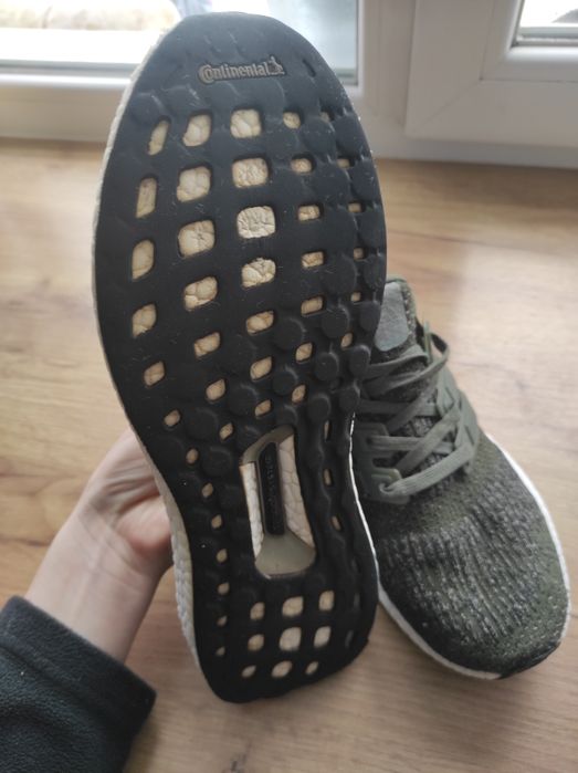 Спортивне оригінальне взуття NewYorker,Adidas