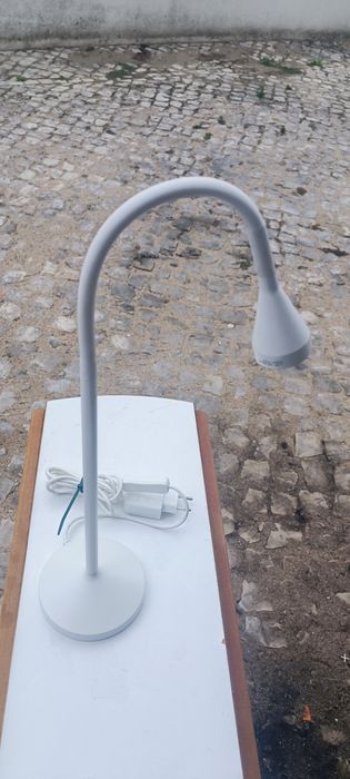 Candeeiro led de mesa ikea