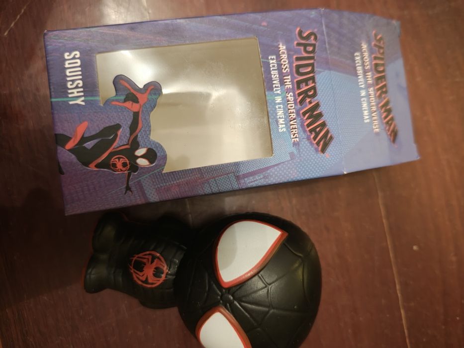 Figura Spiderman squishy exclusivo filme