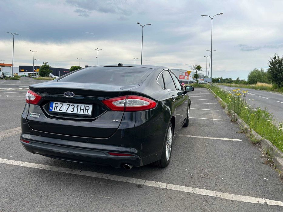 Ford Fusion Energi Plug-in Hybrid 2015