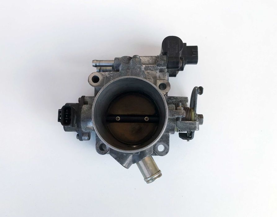 Дросельна заслонка Toyota Corolla E12 (2002-2006 р.в) - 1.8 (2ZZ-GE)