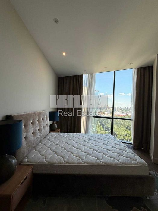 Оренда апартаментів в готелі Hilton, бул. Шевченка Тараса 30, центр