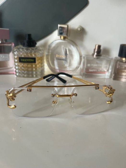 Модные очки с простыми стеклами