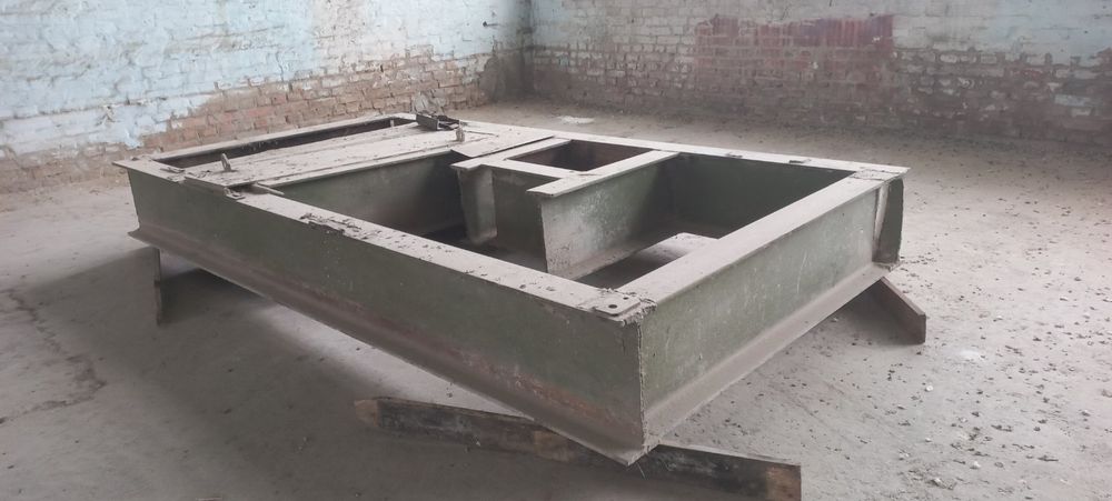 Продам двотавр 35см