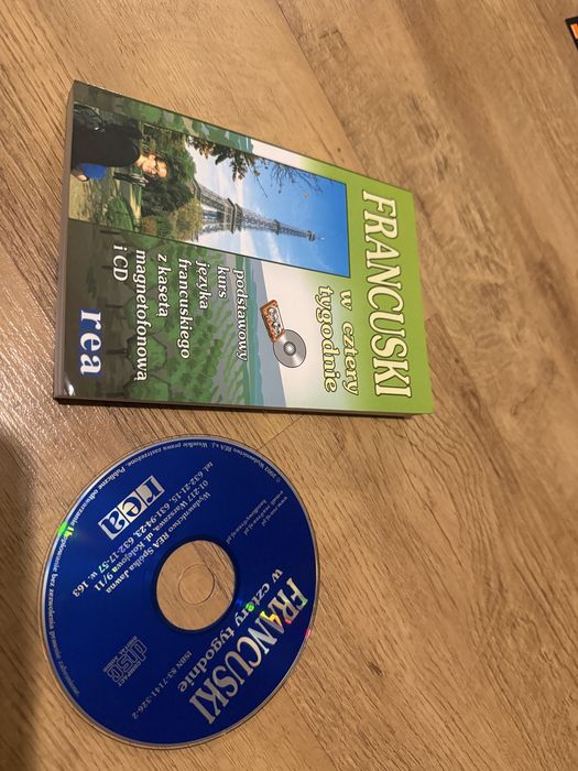 Francuski w cztery tygodnie - podstawowy kirs jezyka francuskiego z CD