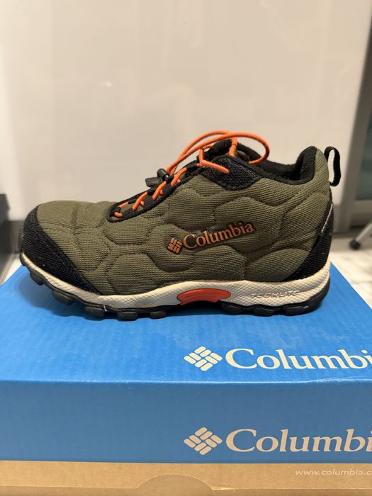 Продам кросівки Columbia