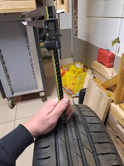 Koła Toyota Avensis 2007