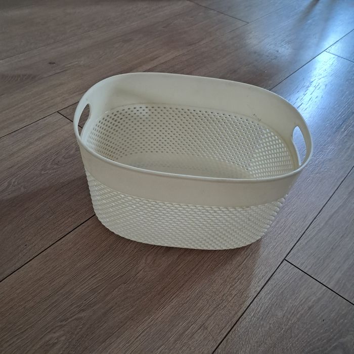Plastikowy pojemnik