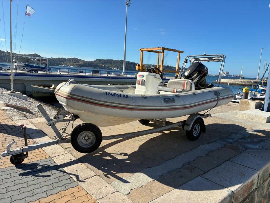 Barco Semi-rígido Valiant 450 + Motor Suzuki 40cv + Atrelado