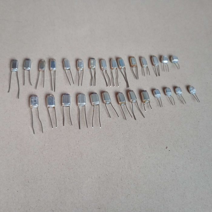 Część elektroniczna, kondensator