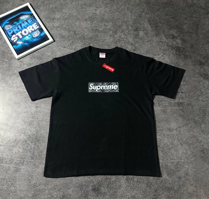 Футболка  Supreme