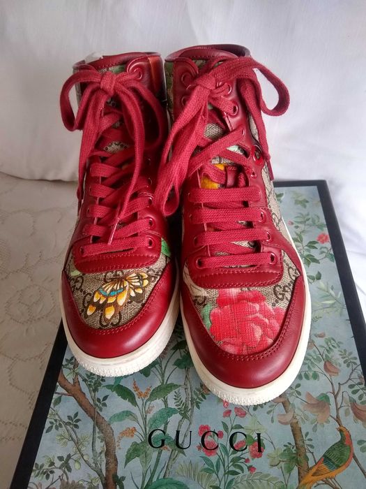 Botas originais da Gucci